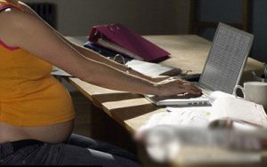 孕妇常熬夜危害非常大 具体的有哪些呢？